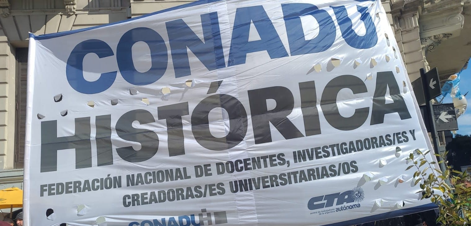 CONADU Histórica ratifica las medidas de fuerza