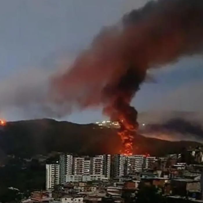 HOY NOS MANIFESTAMOS